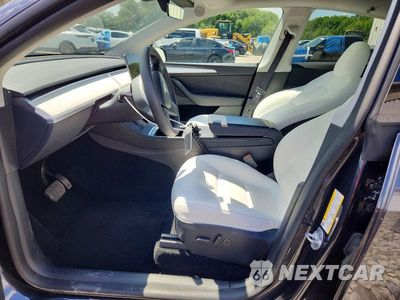 Zdjęcie 7 z 13 samochodu: 2024 TESLA MODEL Y VIN:7SAYGDEE3RF150972 - miniatura