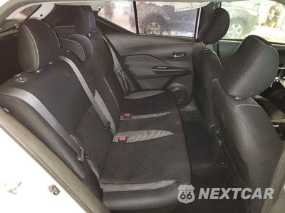 Zdjęcie 11 z 13 samochodu: 2019 NISSAN KICKS SV VIN:3N1CP5CU9KL505600 - miniatura