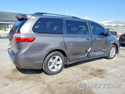 Trzecie zdjęcie samochodu z tyłu: 2020 TOYOTA SIENNA LE VIN:5TDKZ3DC9LS050269 - miniatura