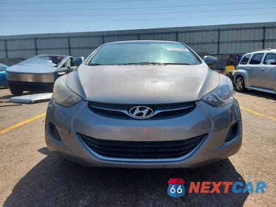 Piąte zdjęcie samochodu w środku: 2011 HYUNDAI ELANTRA GLS VIN:KMHDH4AE4BU107796 - miniatura