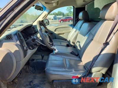Zdjęcie 7 z 12 samochodu: 2013 CHEVROLET SILVERADO K1500 VIN:1GCNKPEX5DZ284998 - miniatura