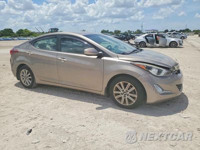Czwarte zdjęcie samochodu z boku: 2015 HYUNDAI ELANTRA SE VIN:5NPDH4AE0FH629488 - miniatura