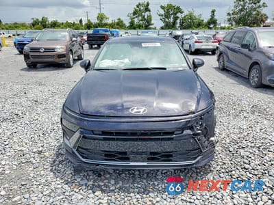 Piąte zdjęcie samochodu w środku: 2026 HYUNDAI SONATA HYBRID BLUE VIN:KMHL24JJ1TA145578 - miniatura