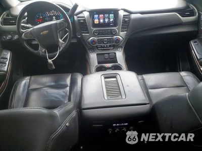 Zdjęcie 8 z 13 samochodu: 2017 CHEVROLET SUBURBAN K1500 LT VIN:1GNSKHKC6HR308121 - miniatura