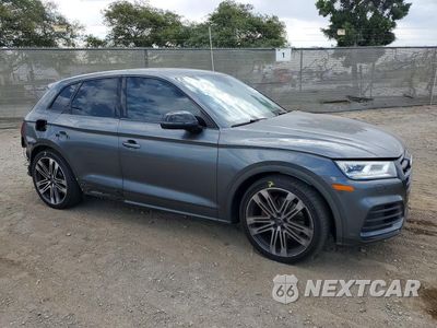 Czwarte zdjęcie samochodu z boku: 2020 AUDI SQ5 PREMIUM PLUS VIN:WA1B4AFY8L2061793 - miniatura
