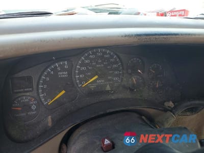 Zdjęcie 9 z 12 samochodu: 2001 CHEVROLET SILVERADO K2500 HEAVY DUTY VIN:1GCHK29UX1E245908 - miniatura