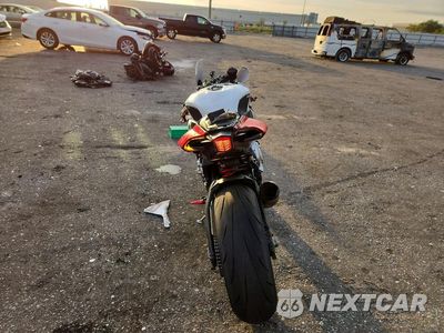 Czwarte zdjęcie samochodu z boku: 2016 YAMAHA YZFR1S VIN:JYARN42E9GA000829 - miniatura