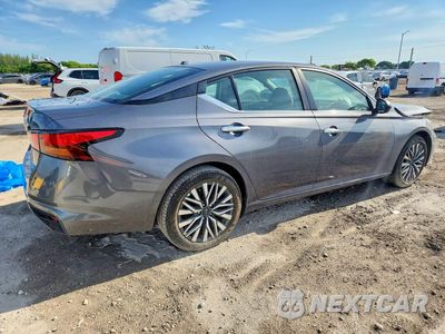 Trzecie zdjęcie samochodu z tyłu: 2025 NISSAN ALTIMA SV VIN:1N4BL4DV0SN335316 - miniatura