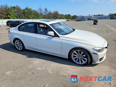 Czwarte zdjęcie samochodu z boku: 2015 BMW 320 I XDRIVE VIN:WBA3C3G54FNT52997 - miniatura