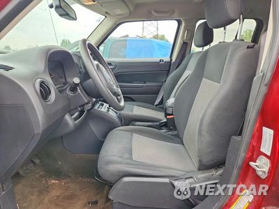 Zdjęcie 7 z 12 samochodu: 2016 JEEP PATRIOT SPORT VIN:1C4NJPBB8GD683840 - miniatura