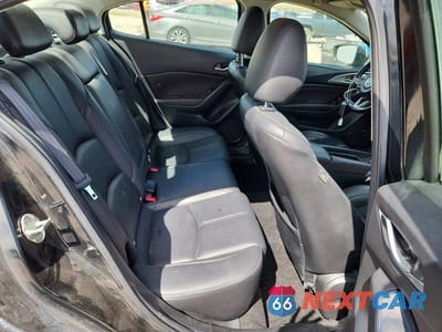 Zdjęcie 10 z 13 samochodu: 2018 MAZDA 3 TOURING VIN:3MZBN1V35JM273272 - miniatura