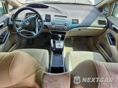 Zdjęcie 8 z 13 samochodu: 2010 HONDA CIVIC EX VIN:19XFA1F81AE058752 - miniatura