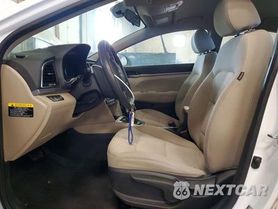 Zdjęcie 7 z 12 samochodu: 2018 HYUNDAI ELANTRA SEL VIN:5NPD84LF6JH216036 - miniatura
