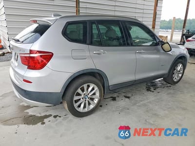 Trzecie zdjęcie samochodu z tyłu: 2013 BMW X3 XDRIVE28I VIN:5UXWX9C54D0A17988 - miniatura