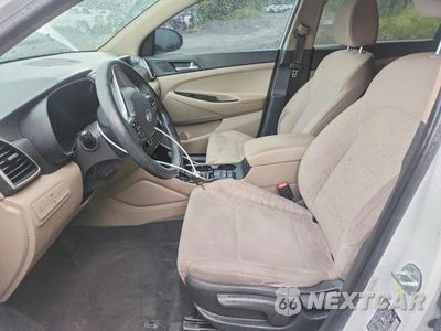 Zdjęcie 7 z 12 samochodu: 2019 HYUNDAI TUCSON SE VIN:KM8J2CA47KU063301 - miniatura