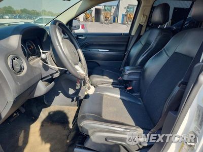 Zdjęcie 7 z 13 samochodu: 2017 JEEP COMPASS LATITUDE VIN:1C4NJCEBXHD163032 - miniatura