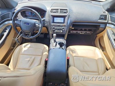 Zdjęcie 8 z 14 samochodu: 2017 FORD EXPLORER XLT VIN:1FM5K7D80HGC74662 - miniatura