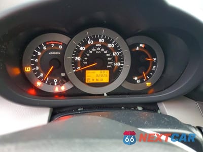 Zdjęcie 9 z 13 samochodu: 2007 TOYOTA RAV4 BASE VIN:JTMBK33V475039666 - miniatura