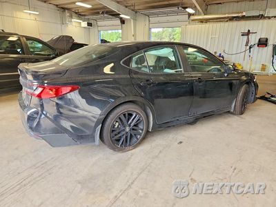 Trzecie zdjęcie samochodu z tyłu: 2025 TOYOTA CAMRY SE VIN:4T1DAACK0SU040331 - miniatura
