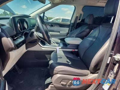 Zdjęcie 7 z 13 samochodu: 2022 KIA CARNIVAL LX VIN:KNDNB4H3XN6136338 - miniatura