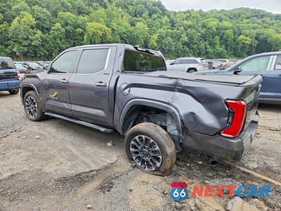 Drugie zdjęcie samochodu z przodu: 2025 TOYOTA TUNDRA CREWMAX LIMITED VIN:5TFJA5DBXSX314842 - miniatura