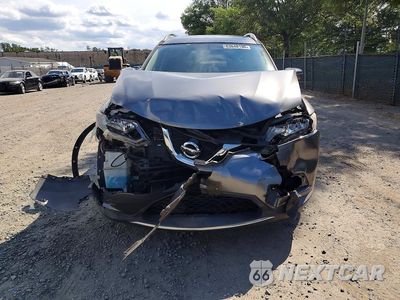 Piąte zdjęcie samochodu w środku: 2015 NISSAN ROGUE SV VIN:KNMAT2MV4FP507867 - miniatura