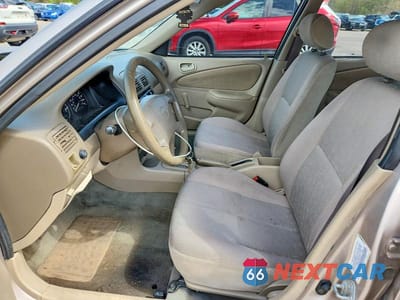 Zdjęcie 7 z 12 samochodu: 2000 TOYOTA COROLLA VE VIN:1NXBR12E2YZ393142 - miniatura
