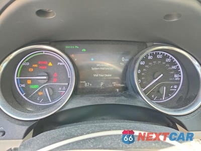 Zdjęcie 9 z 12 samochodu: 2018 TOYOTA CAMRY HYBRID XLE VIN:4T1B21HK3JU508712 - miniatura