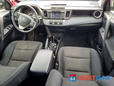 Zdjęcie 8 z 14 samochodu: 2015 TOYOTA RAV4 LE VIN:JTMBFREV1FJ038114 - miniatura