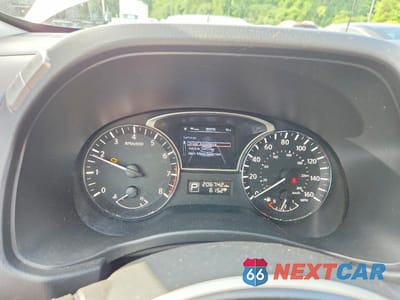 Zdjęcie 9 z 13 samochodu: 2014 NISSAN PATHFINDER S VIN:5N1AR2MM3EC735771 - miniatura