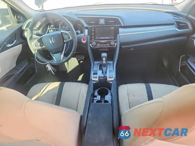 Zdjęcie 8 z 12 samochodu: 2018 HONDA CIVIC EX VIN:2HGFC2F73JH602195 - miniatura