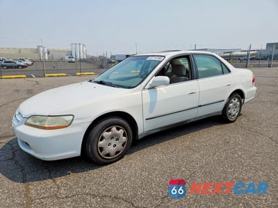 1998 HONDA ACCORD LX 1HGCG5545WA057817 - główne zdjęcie licytacji z USA - miniatura