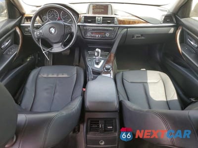Zdjęcie 8 z 12 samochodu: 2013 BMW 328 I SULEV VIN:WBA3C1C55DF443276 - miniatura