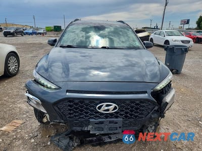 Piąte zdjęcie samochodu w środku: 2018 HYUNDAI KONA SEL VIN:KM8K62AA1JU083986 - miniatura