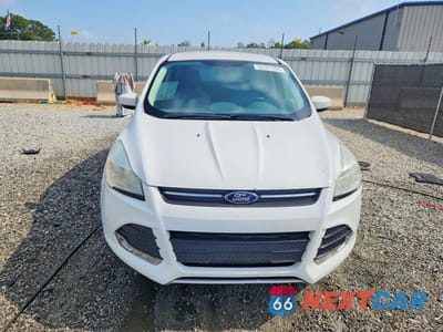 Piąte zdjęcie samochodu w środku: 2014 FORD ESCAPE SE VIN:1FMCU0G96EUD52095 - miniatura