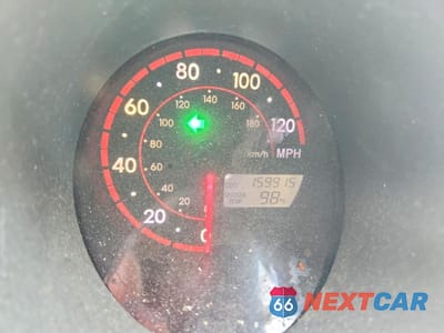 Zdjęcie 9 z 12 samochodu: 2006 TOYOTA MATRIX BASE VIN:2T1KR32E76C589815 - miniatura