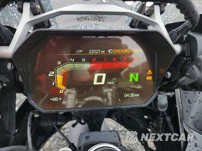 Zdjęcie 7 z 10 samochodu: 2019 BMW R 1250 GS VIN:WB10J9305KZH98328 - miniatura