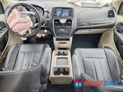 Zdjęcie 8 z 14 samochodu: 2014 CHRYSLER TOWN & COUNTRY TOURING VIN:2C4RC1BG9ER464870 - miniatura