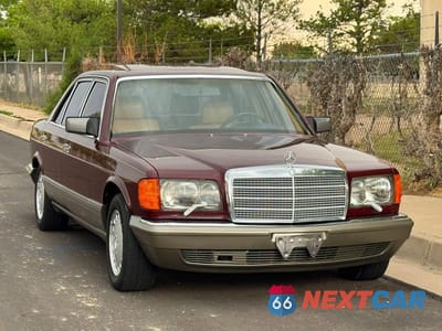 1986 MERCEDES-BENZ 560 560SEL WDBCA3902GA206649 - główne zdjęcie licytacji z USA - miniatura