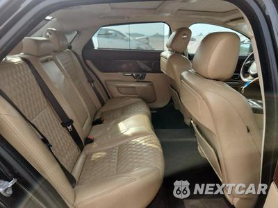 Zdjęcie 10 z 12 samochodu: 2019 JAGUAR XJL PORTFOLIO VIN:SAJWA2G7XK8W17532 - miniatura