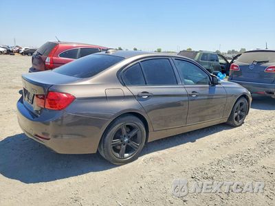 Trzecie zdjęcie samochodu z tyłu: 2012 BMW 328 I VIN:WBA3A5C56CF340525 - miniatura