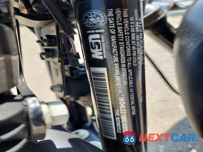 Zdjęcie 9 z 9 samochodu: 2017 HARLEY-DAVIDSON XL883 IRON 883 VIN:1HD4LE218HC438964 - miniatura