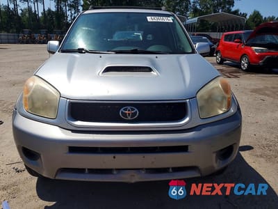 Piąte zdjęcie samochodu w środku: 2005 TOYOTA RAV4 BASE VIN:JTEHD20V456046039 - miniatura