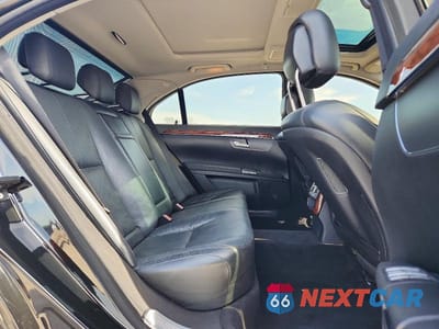 Zdjęcie 10 z 12 samochodu: 2007 MERCEDES-BENZ S 550 VIN:WDDNG71X37A139586 - miniatura