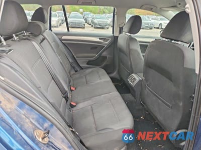 Zdjęcie 10 z 12 samochodu: 2017 VOLKSWAGEN GOLF SPORTWAGEN S VIN:3VWC17AU0HM501464 - miniatura