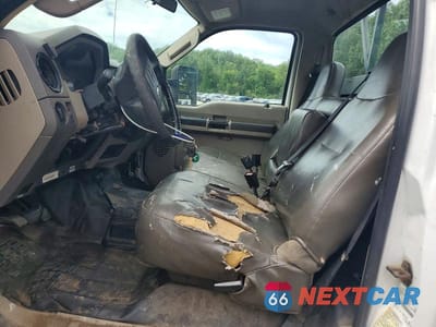 Zdjęcie 7 z 12 samochodu: 2009 FORD F250 SUPER DUTY VIN:1FDNF21559EA66775 - miniatura