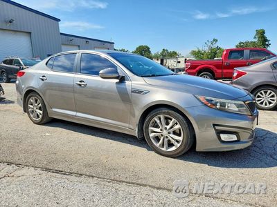 Czwarte zdjęcie samochodu z boku: 2015 KIA OPTIMA SX VIN:5XXGR4A65FG515498 - miniatura