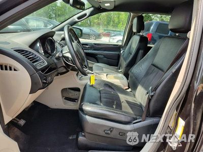 Zdjęcie 7 z 13 samochodu: 2019 DODGE GRAND CARAVAN SXT VIN:2C4RDGCGXKR674937 - miniatura
