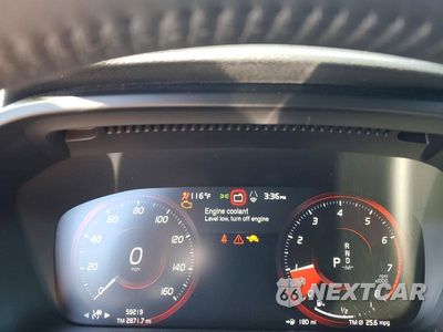 Zdjęcie 9 z 12 samochodu: 2019 VOLVO XC40 T4 MOMENTUM VIN:YV4AC2HK6K2078154 - miniatura