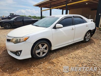 2013 TOYOTA CAMRY SE 4T1BF1FK7DU261531 - główne zdjęcie licytacji z USA - miniatura
